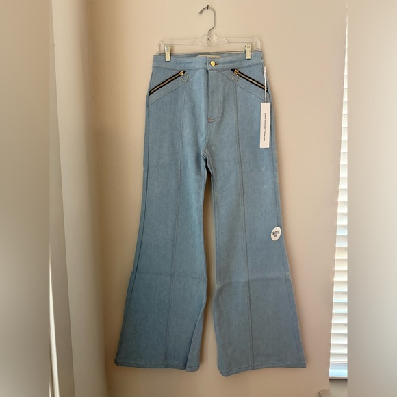 NWOT stoned immaculate side zip wide leg jeans - light denim wash (P2) - Picture 5 of 10